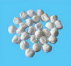 Bolas de gasa para limpieza de heridas y absorción de líquidos.